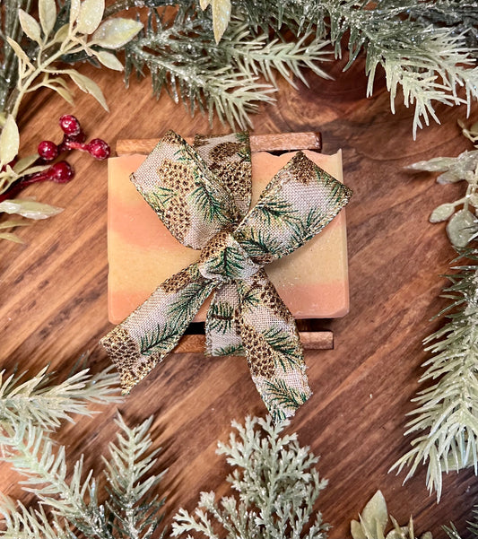 Peppermint Goat Milk Soap with Wooden Soap Tray Gift Set